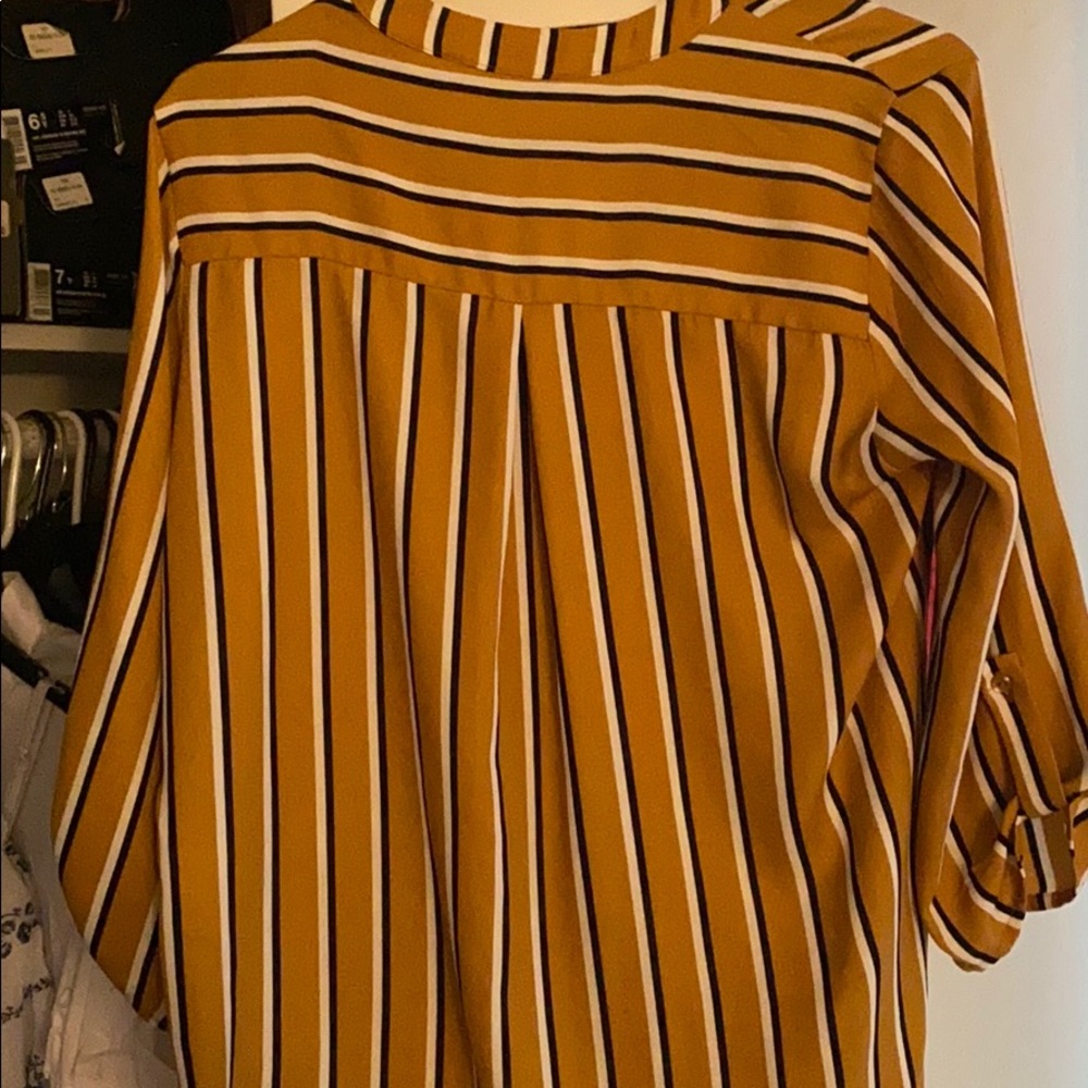 Blouse - Picture 3 of 5
